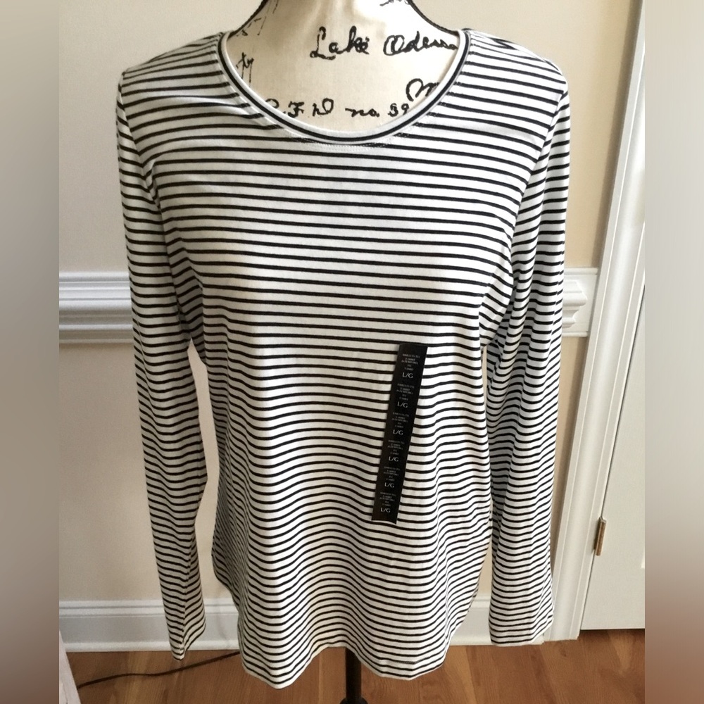 COPY - NWT Banana Republic black/white striped long sleeve top.